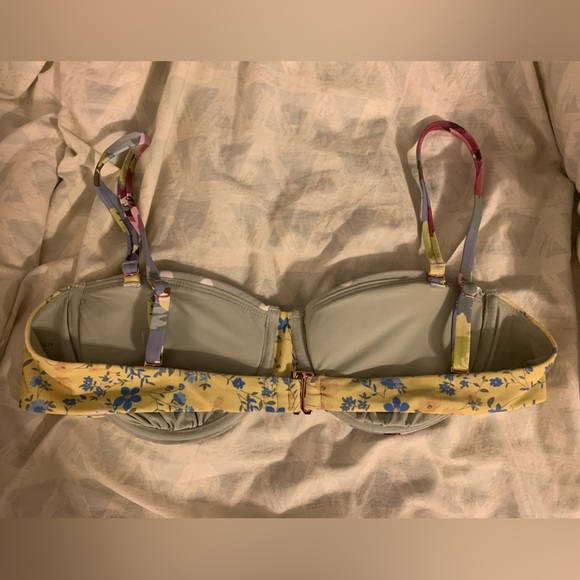 NWOT Anthropologie Floral polka dot bikini top - Picture 2 of 3